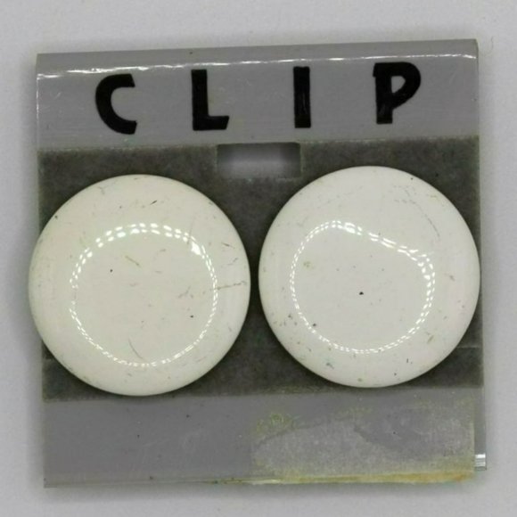 Unmarked Jewelry - Made in USA Cream White Metal Clip On Disc Earrings NOS See PIctures 1"